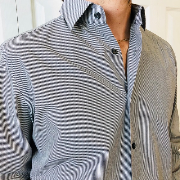 Banana Republic Italian Fitted Dress Shirt S 14.5 - Picture 2 of 7